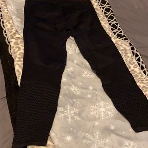 Black fabletics leggings